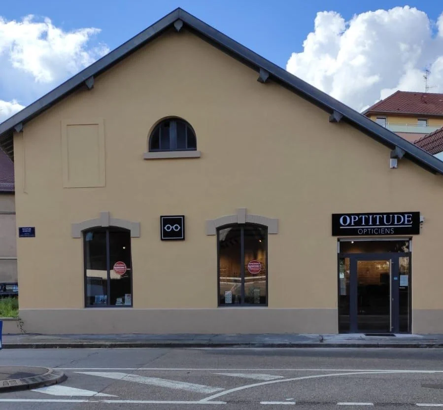 Façade extérieure du magasin